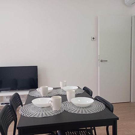 Novy Apartman S Terasou Brno Exterior foto